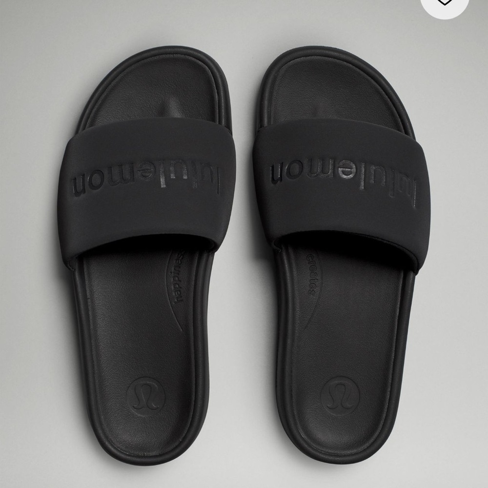 lululemon restfeel graphic slides